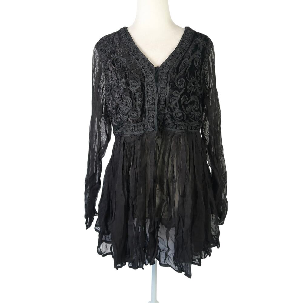 Vintage 90s/Y2K CTME Black Velvet Embroidered and Sheer Babydoll Top M